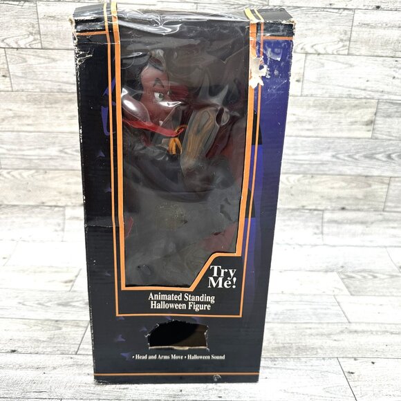 Gemmy Ind. Animated Freestanding Halloween Factory 11" Dracula Figure - Picture 7 of 10